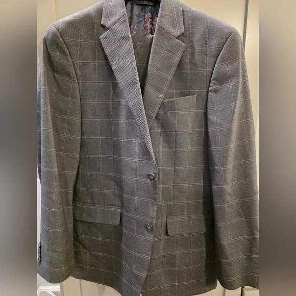 Mens 38r SEAN JOHN 2 Piece Gray/Purple Windowpane Suit. - Picture 1 of 7
